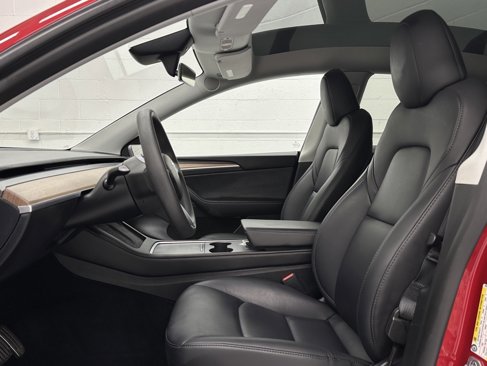 Used 2023 Tesla Model Y Long Range image 11