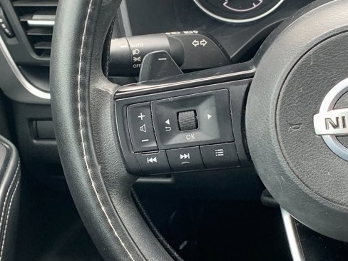 Used 2021 Nissan Rogue S image 12