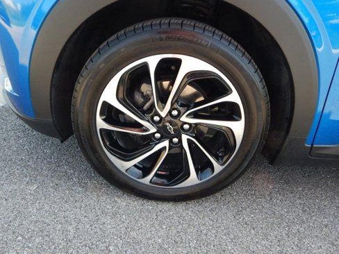 Used 2022 Chevrolet Bolt EUV Premier w/ Sun & Sound Package image 8