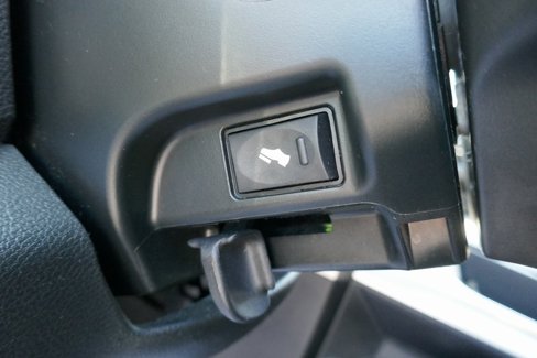 Used 2017 RAM 1500 Laramie w/ Convenience Group image 26