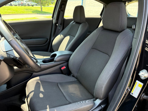Used 2019 Honda HR-V Sport image 11