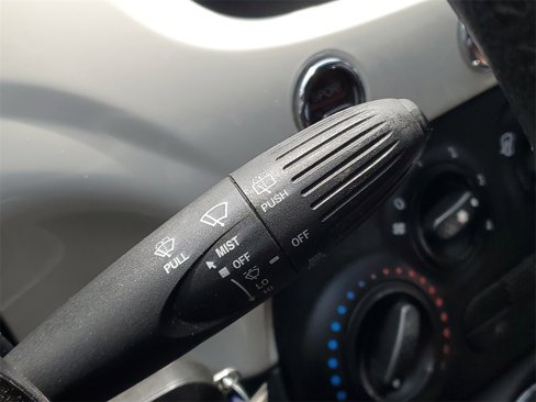 Used 2015 FIAT 500 Sport image 17