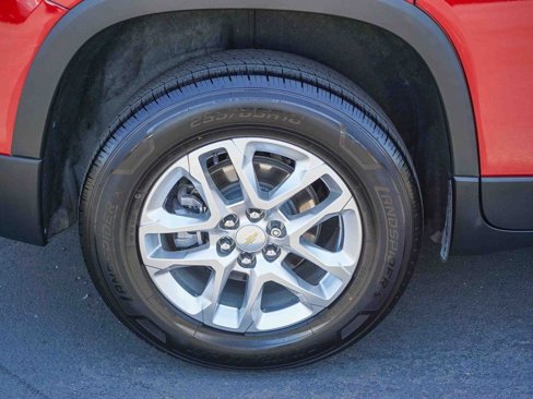 Used 2020 Chevrolet Traverse LT w/ Driver Confidence II Package image 11