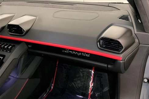 Used 2022 Lamborghini Huracan EVO image 13