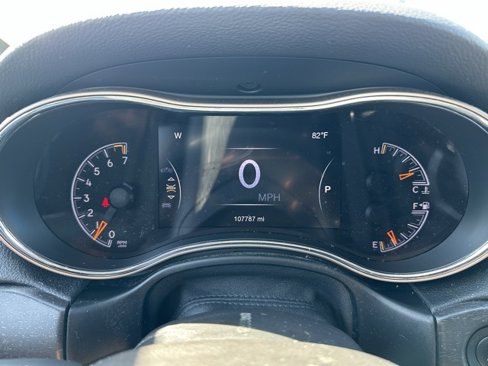 Used 2016 Jeep Grand Cherokee Limited image 23