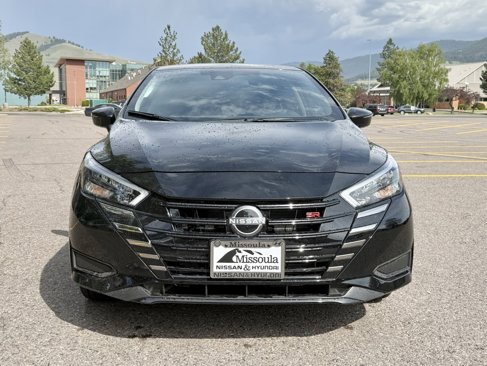 New 2025 Nissan Versa SR w/ Trunk Package image 7