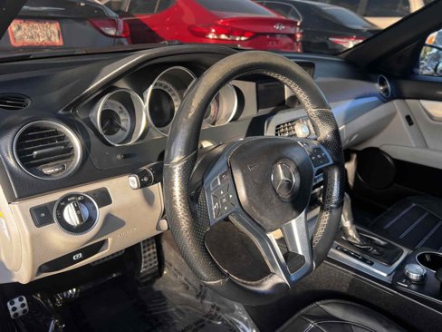 Used 2014 Mercedes-Benz C 250 Sport image 5