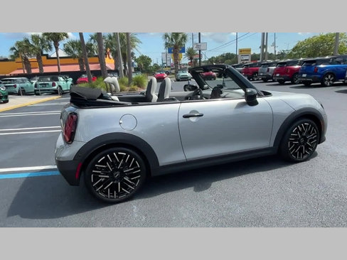 Certified 2025 MINI Cooper S image 25