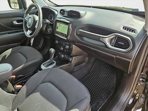 Used 2023 Jeep Renegade Latitude image 22