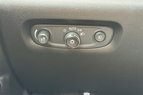 Used 2020 Chevrolet Traverse RS image 31