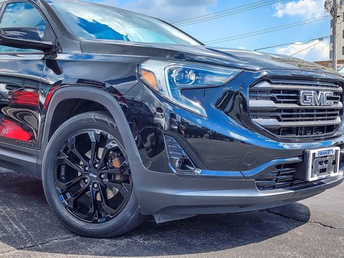Used 2020 GMC Terrain SLT w/ Preferred Package image 2
