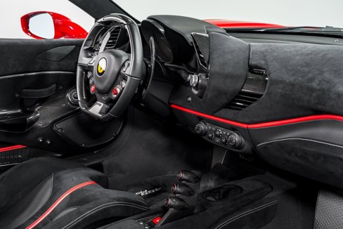 Used 2020 Ferrari 488 Pista Coupe image 27