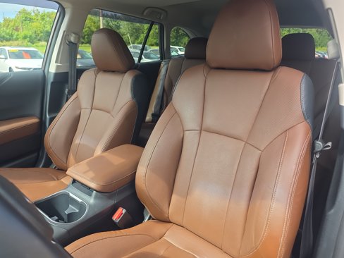 Used 2022 Subaru Outback Touring XT w/ Popular Package #2 image 10