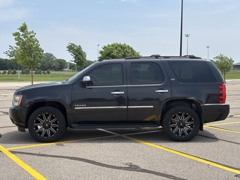 Used 2012 Chevrolet Tahoe LTZ image 31