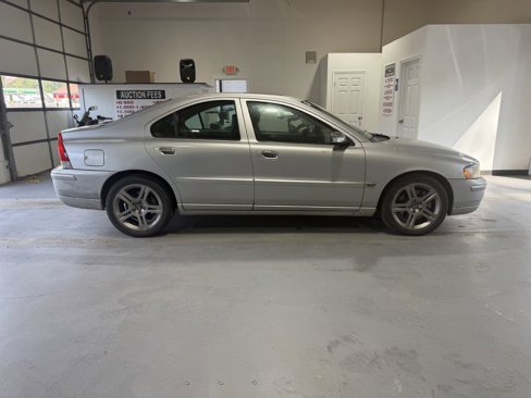 Used 2006 Volvo S60 T5 image 2