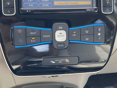 Used 2013 Nissan Leaf SV w/ LED & Quick Charge Pkg image 26