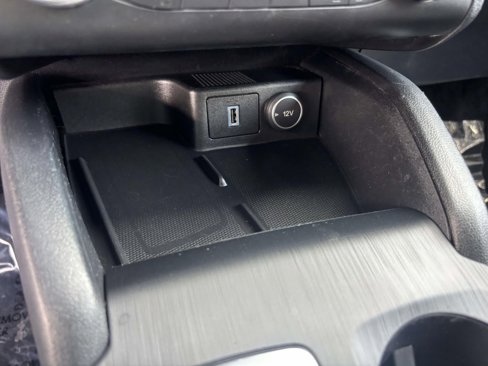 Certified 2020 Ford Escape Titanium image 26