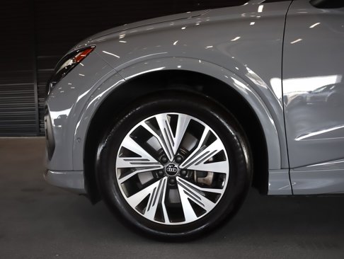 Certified 2023 Audi Q4 e-tron Premium Plus w/ Premium Plus image 4