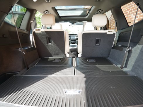 Used 2021 Cadillac XT6 Sport w/ LPO, Floor Liner Package image 11