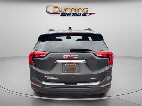 Used 2018 GMC Terrain SLE w/ Driver Convenience Package image 3