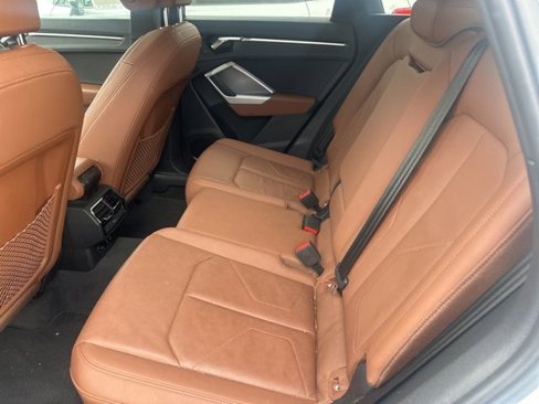 Used 2019 Audi Q3 2.0T Premium Plus image 7