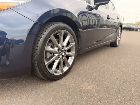 Used 2018 MAZDA MAZDA3 Grand Touring w/ Premium Equipment Package image 16