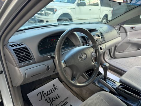Used 2003 Toyota Camry LE image 7