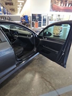 Used 2023 Kia K5 LXS image 36