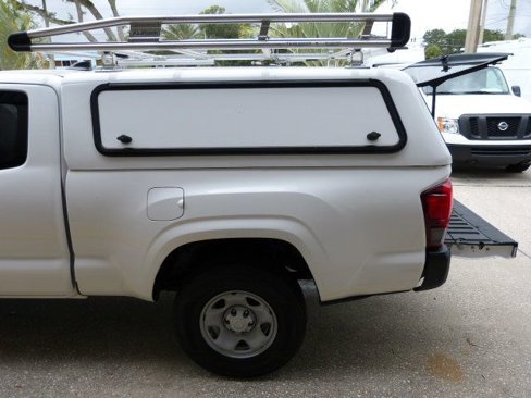 Used 2022 Toyota Tacoma SR image 15