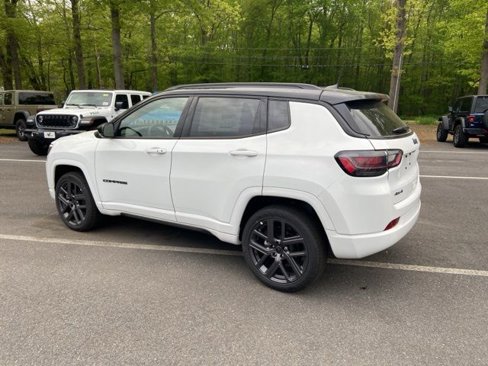 New 2025 Jeep Compass Limited w/ High Altitude Package image 4