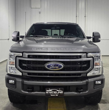 Used 2022 Ford F350 Lariat image 3