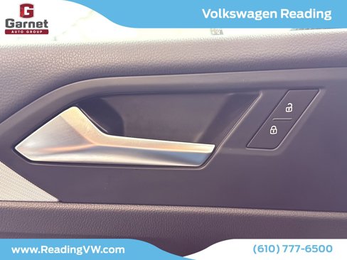 Certified 2024 Volkswagen Jetta Sport image 25