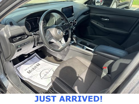 Used 2022 Nissan Sentra SV image 17