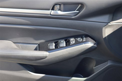 Certified 2023 Nissan Altima 2.5 SV image 16