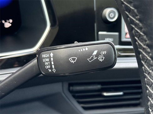 Used 2022 Volkswagen Jetta SE image 26