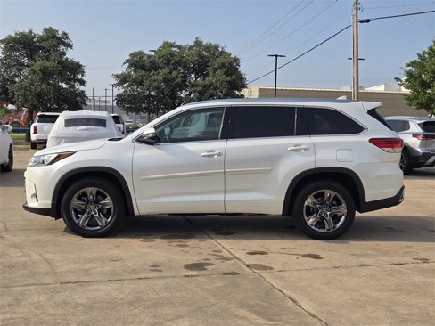 Used 2018 Toyota Highlander Limited Platinum image 4