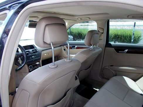 Used 2011 Mercedes-Benz C 300 Luxury image 23
