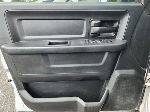 Used 2021 RAM 1500 Tradesman w/ Chrome Appearance Group image 6