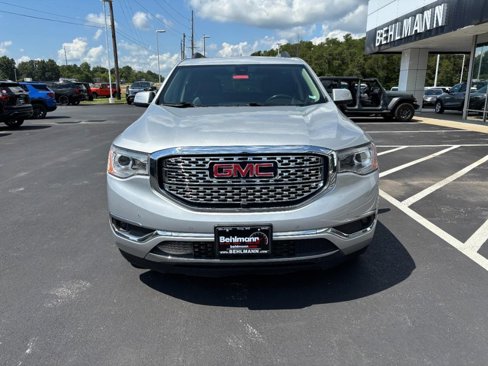 Used 2017 GMC Acadia Denali w/ Technology Package image 12