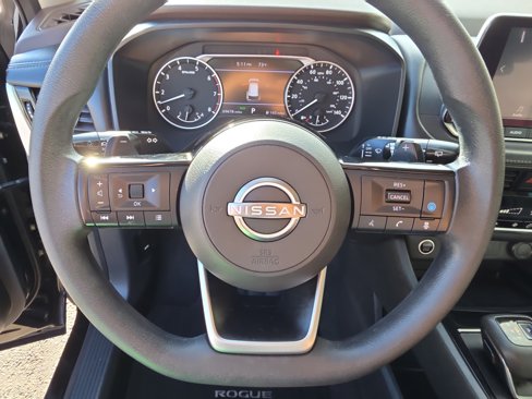 Used 2022 Nissan Rogue SV image 17