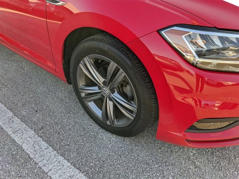Used 2020 Volkswagen Jetta R-Line w/ R-Line Cold Weather Package image 7