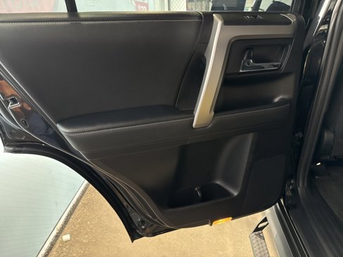 Used 2020 Toyota 4Runner SR5 image 24