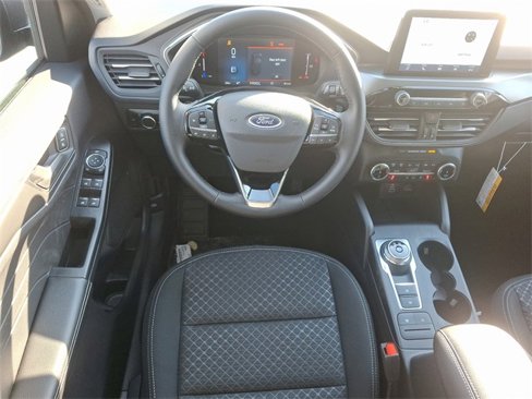 New 2025 Ford Escape Active w/ Cold Weather Package image 7