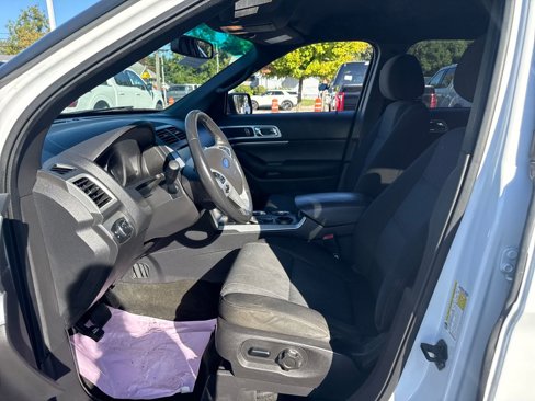 Used 2013 Ford Explorer XLT image 13