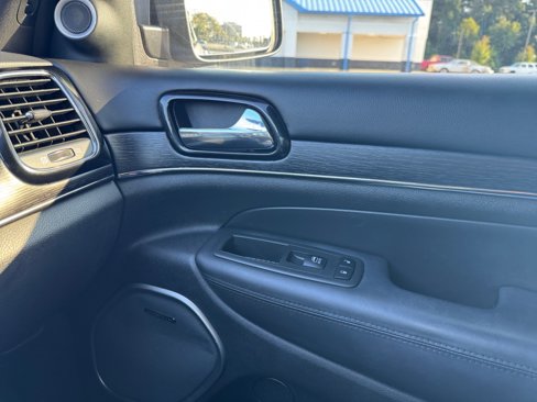 Used 2019 Jeep Grand Cherokee High Altitude image 35