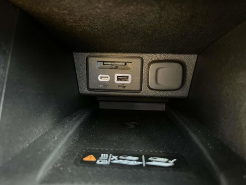 Used 2022 Chevrolet Bolt EUV Premier w/ Sun & Sound Package image 25