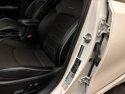 Used 2021 Kia Forte GT-Line image 11