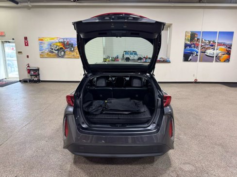 Used 2018 Toyota Prius Prime Premium image 21