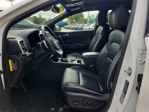 Used 2020 Kia Sportage SX image 16