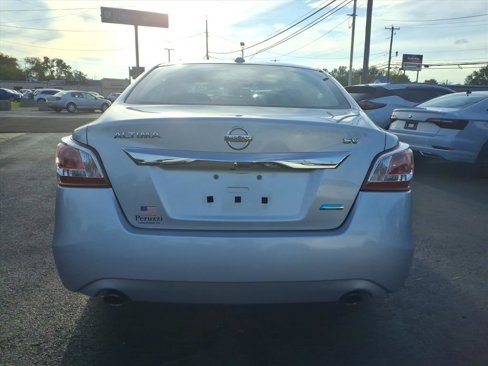 Used 2013 Nissan Altima 2.5 SV w/ 2.5SV Convenience Pkg image 9